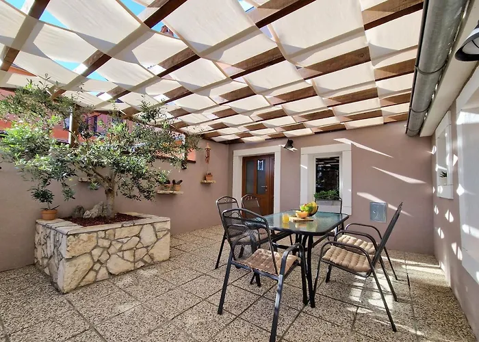 House Margerita